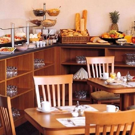 Vahrenwalder Hotel Хановер Ресторант снимка