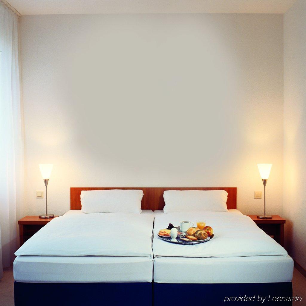 Vahrenwalder Hotel Хановер Екстериор снимка