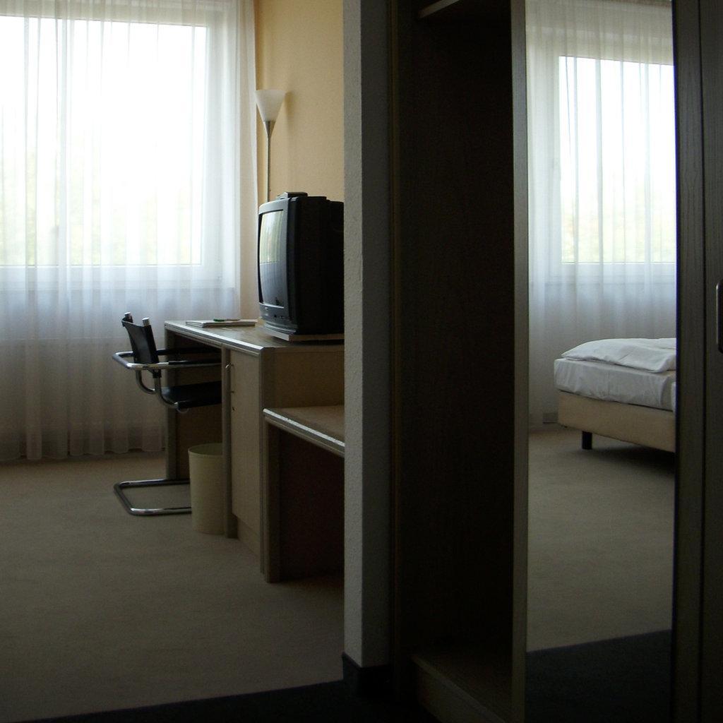 Vahrenwalder Hotel Хановер Стая снимка